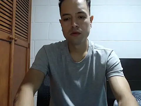 dimitriquiet05 online show from 02-24-26, 08:34