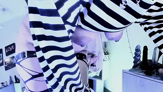 kuromi69 online show from 02-21-26, 07:20