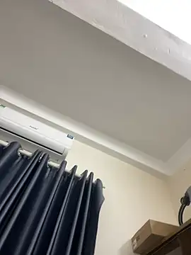 Louis Baby online show from 02-11-25, 03:50