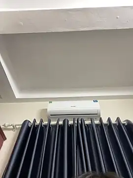 Louis Baby online show from 03-03-25, 10:38