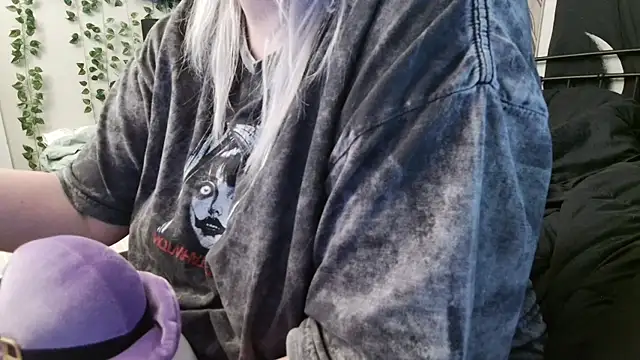 doomednympho online show from 11-11-25, 08:42