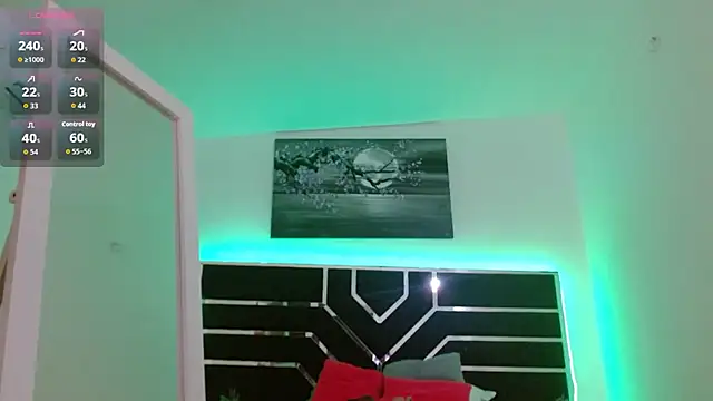 Snapshot of -MiaDelight- chatting on 10-29-25, 02:52 -MiaDelight- online show from 10-29-25, 02:52