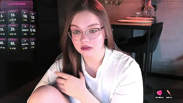 Snapshot of EvaBae chatting on 01-16-25, 09:48 EvaBae online show from 01-16-25, 09:48