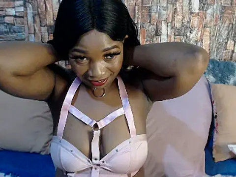 Snapshot of Foxy_African chatting on 02-27-25, 03:15 Foxy African online show from 02-27-25, 03:15