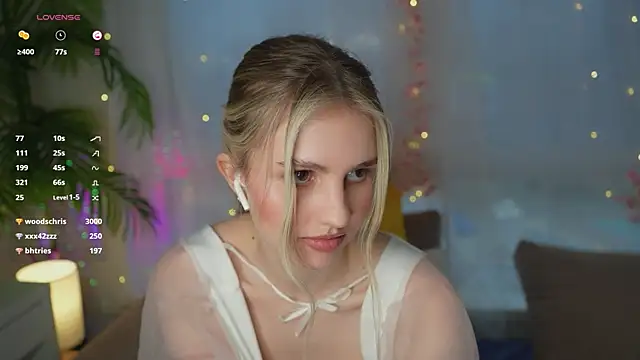 Fluffy-Angel online show from 01-29-25, 12:24