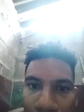 Snapshot of Gutierrez6383 chatting on 03-20-25, 10:07 Gutierrez6383 online show from 03-20-25, 10:07