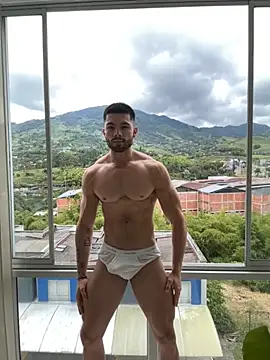 Mackenzzie 777  online show from 10-19-25, 05:02