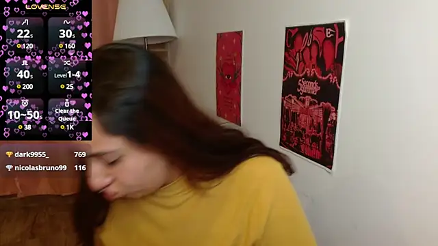 Snapshot of emitaa17228o chatting on 03-11-25, 12:33 emitaa17228o online show from 03-11-25, 12:33