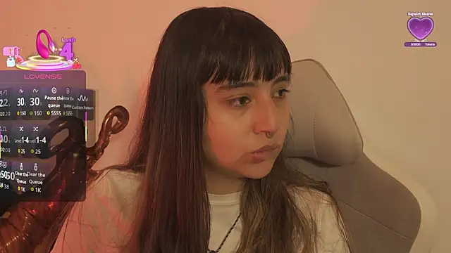 Snapshot of emitaa17228o chatting on 10-13-25, 08:09 emitaa17228o online show from 10-13-25, 08:09