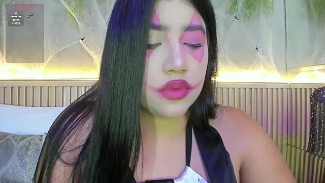 Lana Lann online show from 10-31-25, 12:06