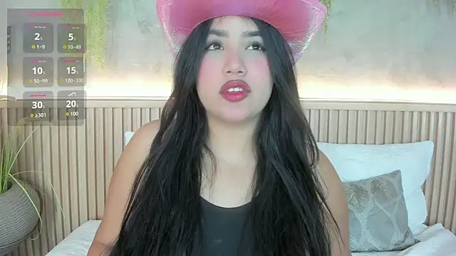 Lana Lann online show from 11-26-25, 11:55