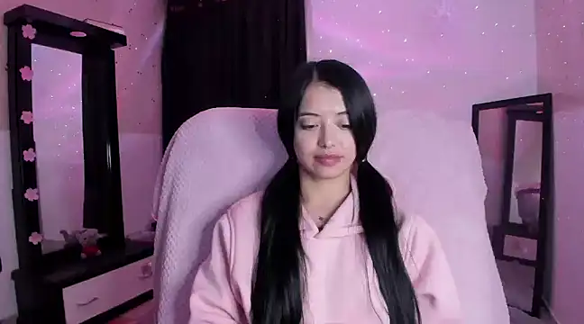 Stormiiii online show from 01-20-25, 01:07