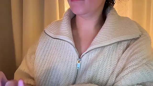 Sandysecret online show from 12-15-25, 07:51