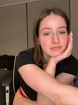 nerdynina online show from 02-20-25, 12:30