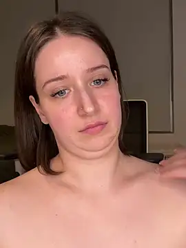 nerdynina online show from 02-24-25, 03:44