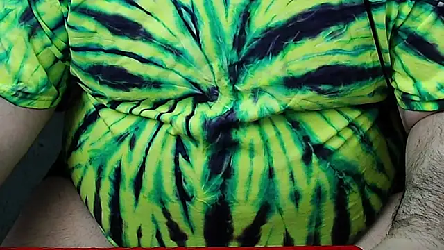 Snapshot of Dominant_BEAR chatting on 11-09-25, 01:42 Dominant BEAR online show from 11-09-25, 01:42