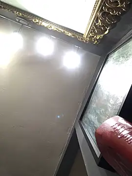 valleyoneofakind online show from 02-26-25, 06:37