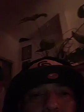 valleyoneofakind online show from 11-28-25, 07:33