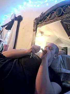 Snapshot of ditchwater chatting on 03-08-25, 01:03 ditchwater online show from 03-08-25, 01:03