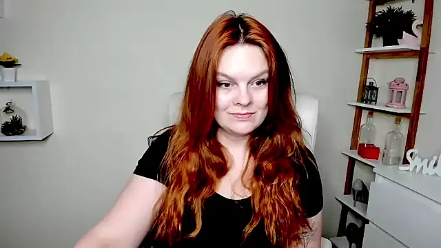 Snapshot of teaseDiana chatting on 06-15-26, 05:53 teaseDiana online show from 06-15-26, 05:53
