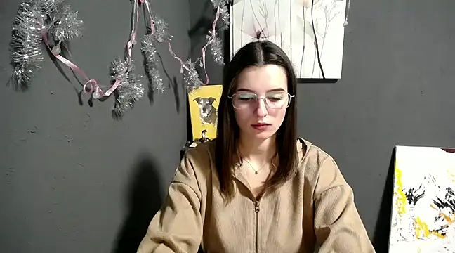 Snapshot of lady_olivia_ chatting on 12-20-24, 01:11 lady olivia  online show from 12-20-24, 01:11