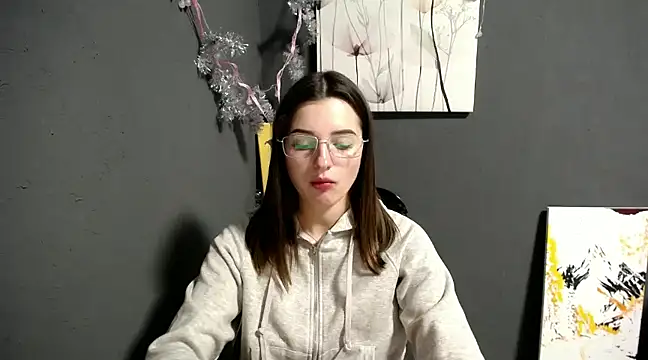 Snapshot of lady_olivia_ chatting on 12-23-24, 01:13 lady olivia  online show from 12-23-24, 01:13