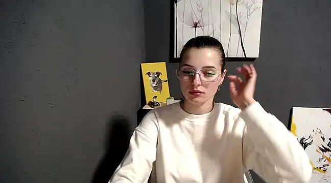 Snapshot of lady_olivia_ chatting on 02-24-25, 04:47 lady olivia  online show from 02-24-25, 04:47