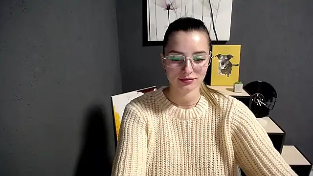 Snapshot of lady_olivia_ chatting on 10-28-25, 02:31 lady olivia  online show from 10-28-25, 02:31