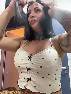 YasmimBrasil online show from 03-24-26, 07:13