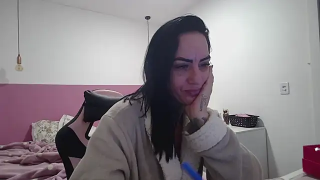 YasmimBrasil online show from 07-22-26, 07:11