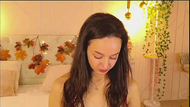 Lolly Neal online show from 10-26-25, 04:51