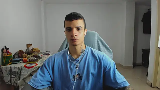 Snapshot of Balo_lovers chatting on 01-26-25, 02:30 Balo lovers online show from 01-26-25, 02:30