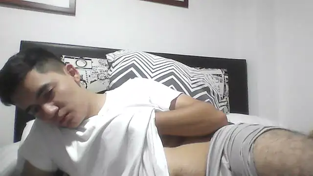 Estebitan vm online show from 04-21-26, 03:02