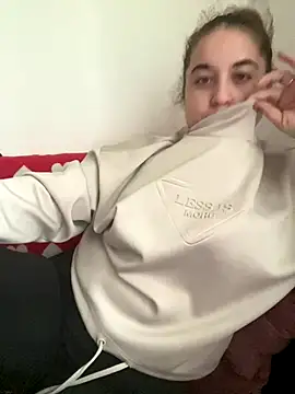 yzabell18 online show from 11-29-25, 12:41