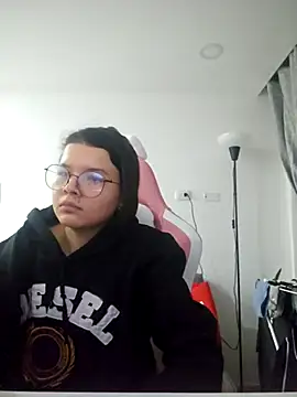 azumiichan online show from 12-04-25, 01:48