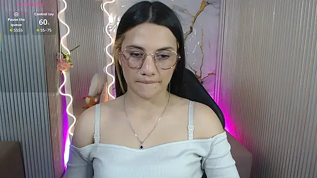 Chiara tay online show from 05-08-26, 07:08