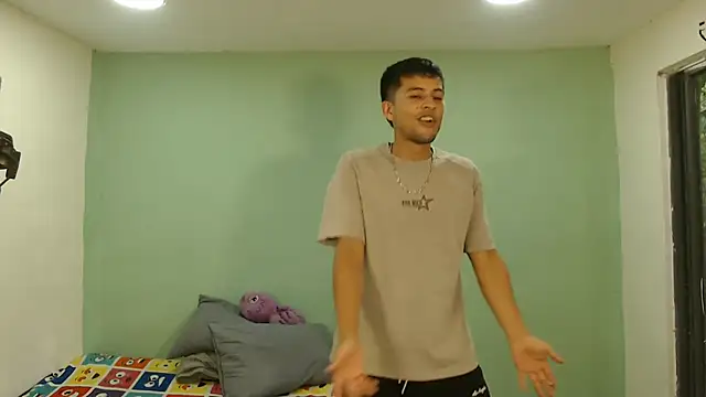 Snapshot of danielitopapuu chatting on 11-26-25, 10:00 danielitopapuu online show from 11-26-25, 10:00