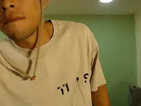 Snapshot of danielitopapuu chatting on 12-05-25, 01:58 danielitopapuu online show from 12-05-25, 01:58