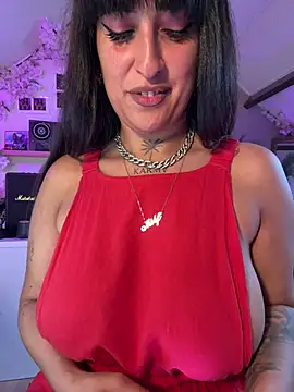 CarolaDrago online show from 04-17-26, 08:17