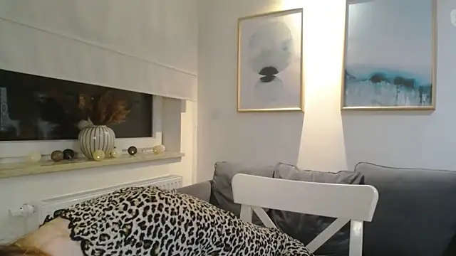 JulietteDiamond online show from 02-23-25, 03:18