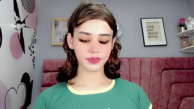 Snapshot of ValeriaAguilar chatting on 12-09-24, 03:22 ValeriaAguilar online show from 12-09-24, 03:22