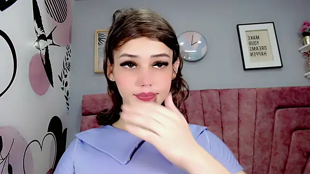 Snapshot of ValeriaAguilar chatting on 12-14-24, 03:15 ValeriaAguilar online show from 12-14-24, 03:15