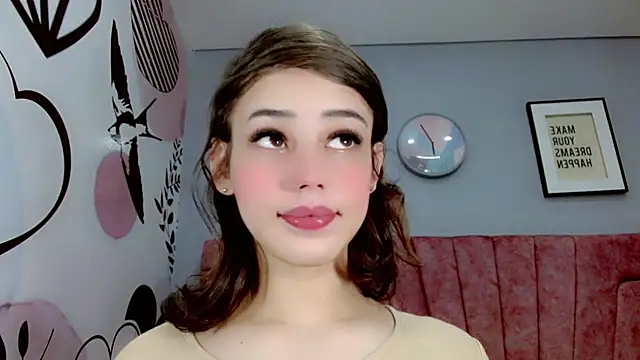 Snapshot of ValeriaAguilar chatting on 01-10-25, 11:22 ValeriaAguilar online show from 01-10-25, 11:22