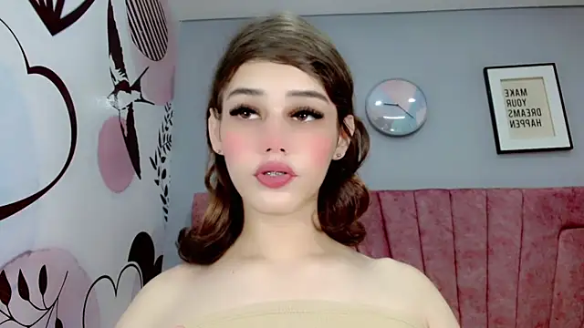 Snapshot of ValeriaAguilar chatting on 01-15-25, 07:55 ValeriaAguilar online show from 01-15-25, 07:55