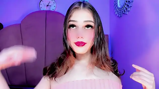 Snapshot of ValeriaAguilar chatting on 09-27-25, 09:20 ValeriaAguilar online show from 09-27-25, 09:20