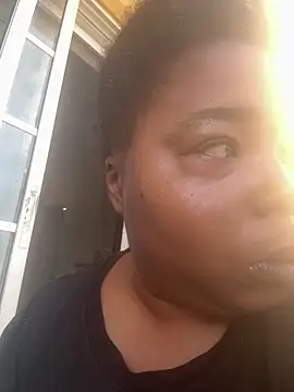 JCCaramelbarbie1 online show from 05-15-26, 01:29