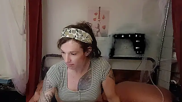Snapshot of cassiemichellexx chatting on 07-13-26, 02:36 cassiemichellexx online show from 07-13-26, 02:36