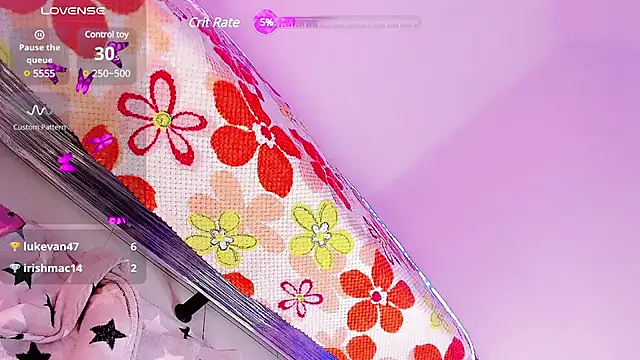 Snapshot of Oficial_angela chatting on 03-09-25, 09:02 Oficial angela online show from 03-09-25, 09:02