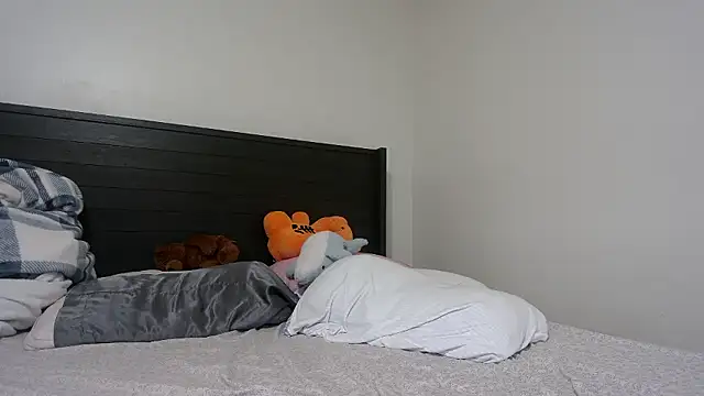 QueenLolaX online show from 01-10-26, 07:54