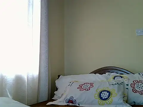 Snapshot of Oliviia_ chatting on 01-10-25, 09:02 Oliviia  online show from 01-10-25, 09:02